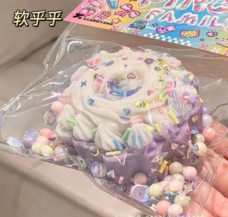 模擬イチゴピンチ減圧モデル diy 食品おもちゃフルーツ小道具ケーキ装飾おもちゃ幼稚園ギフト|undefined