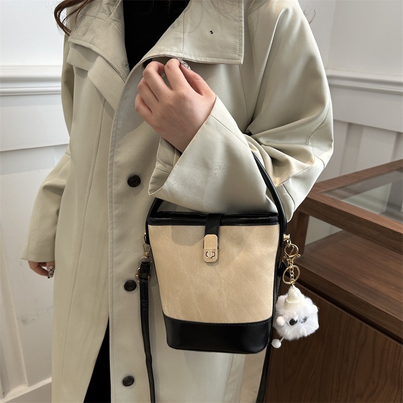 Otoño y invierno Meirad bolsos de mano para mujeres 2024 invierno nuevo estilo nuevo estilo de moda retro bolsos de balde bolsos de mochila para mujeres