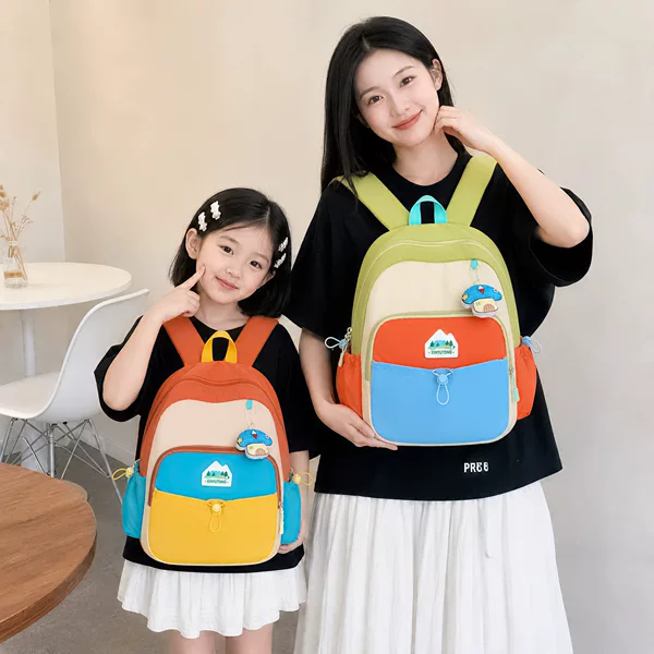 Korean-style dopamine children's backpack with contrasting colors, outdoor sports backpack, parent-child model, boys' and girls' study and travel backpack