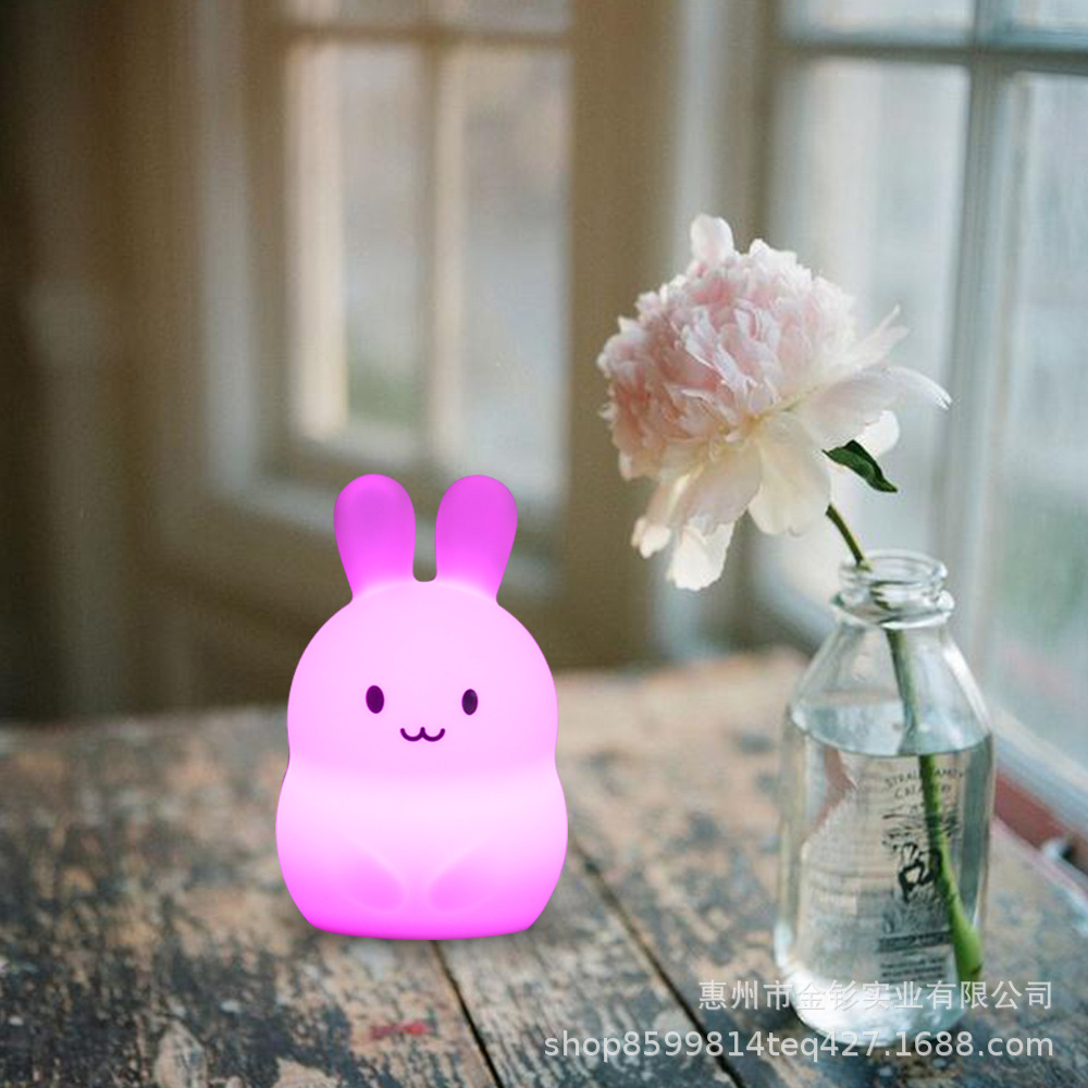 迷你兔熊卡通拍拍变色灯床头卧室氛围儿童礼品玩具批发硅胶小夜灯
