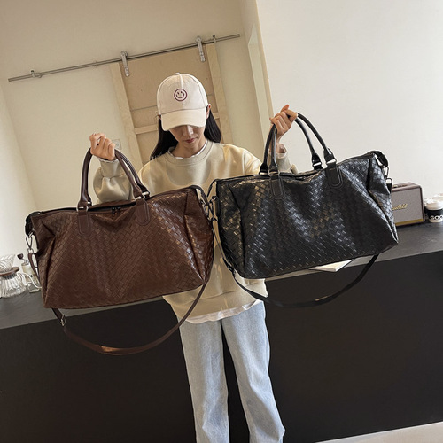Retro Travel Backpack for Men, Large Capacity Business Trip and Camping Handbag, Airline Luggage Bag, PU Leather Fitness Bag for Women
