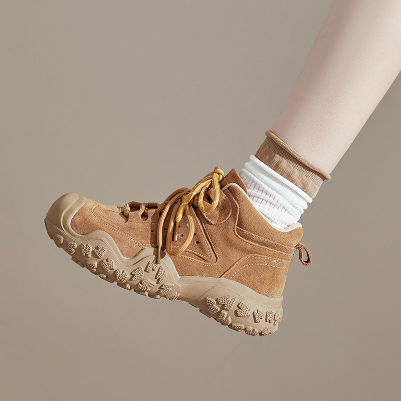 厚底马丁靴女2025新款真皮女靴夏季短靴旅游鞋户外徒步包头沙漠靴