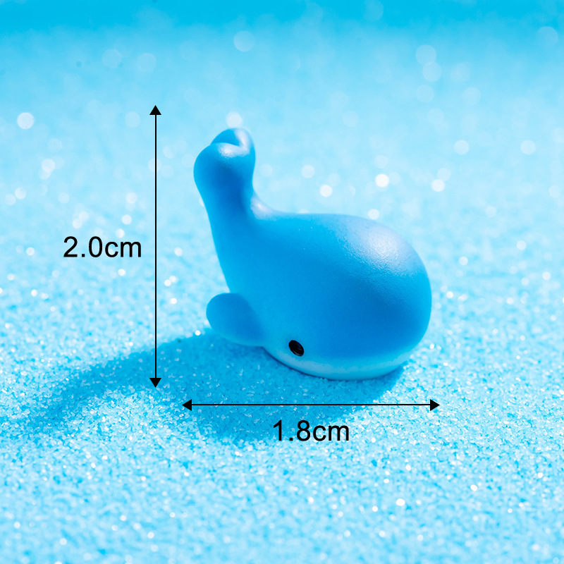 Whale-solid color version / Organisms in the ocean
