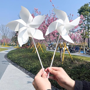 White small windmill wedding outdoor decoration graduation photo props kindergarten scenic children's toys plastic windmill