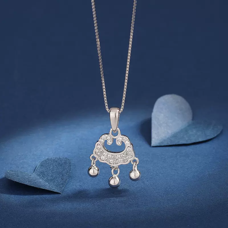 满钻平安锁项链女S925纯银百搭小众设计感复古祥云铃铛如意长命锁