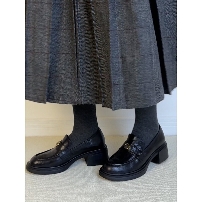 Super Soft Lambskin Loafers for Women with Camellia Gold Buckle, British Style Slip-On Leather Shoes, Thick-Soled High-Heeled Shoes Super Soft Lambskin Loafers for Women with Camellia Gold Buckle, British Style Slip-On Leather Shoes, Thick-Soled High-Heeled Shoes