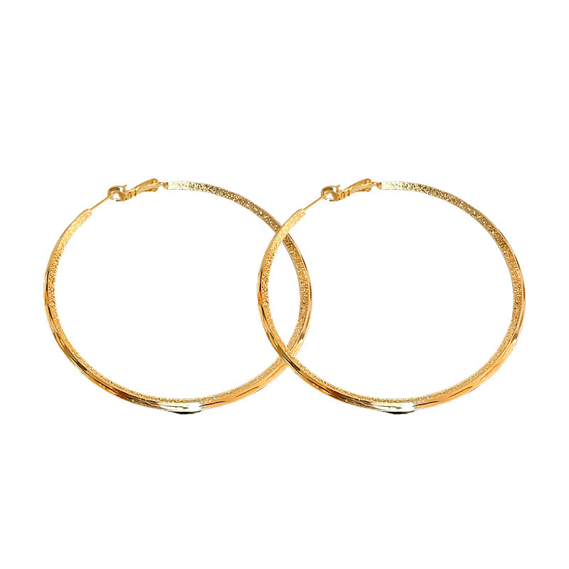 Pendientes de alta gama de lujo ligero transfronterizo de aguja de plata de galvanoplastia de oro real, pendientes de personalidad de nicho, pendientes de alta gama de moda al por mayor