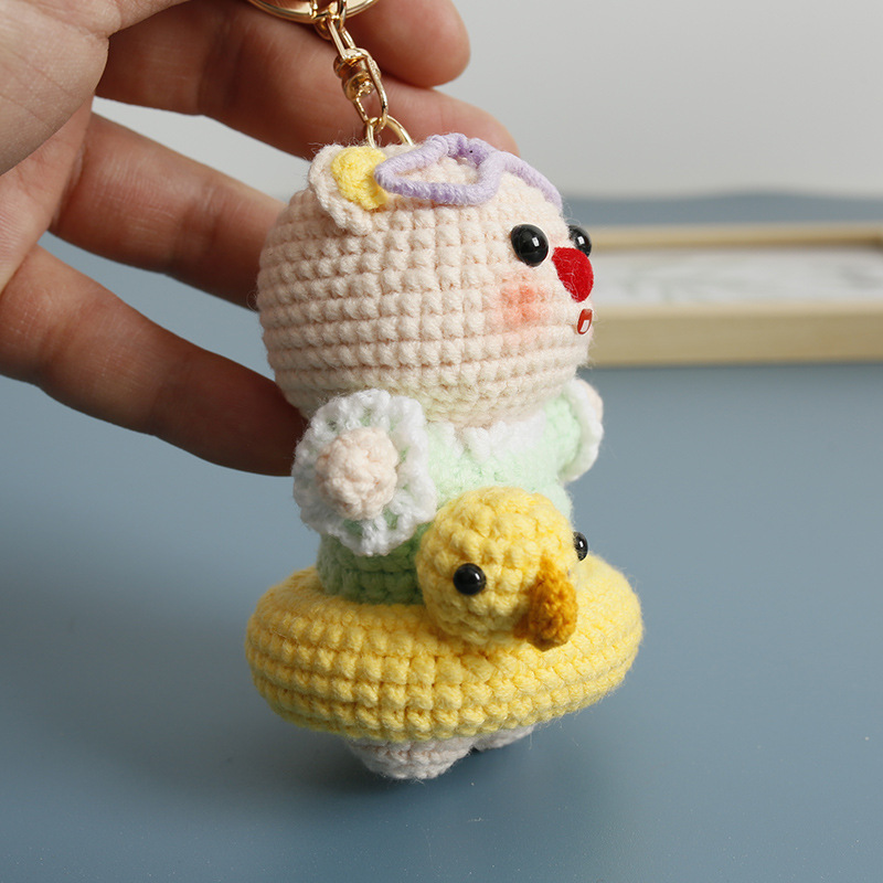 Anillo de gancho de lana cerdo muñeca de industria pesada de tejido a mano colgante de cerdo nuevo producto colgante de automóvil hecho a mano