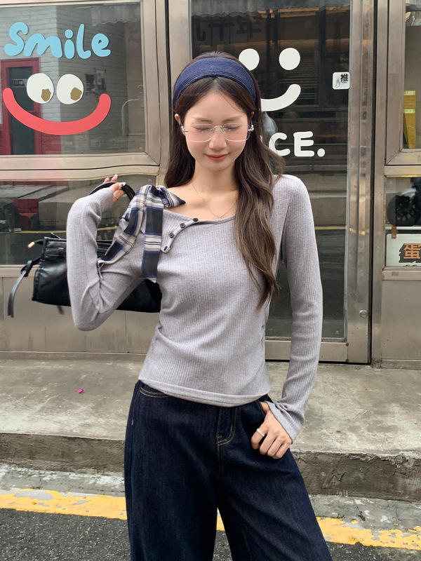 韩系斜肩露肩绑带长袖T恤女早秋穿搭褶皱显瘦不规则打底内搭上衣|undefined