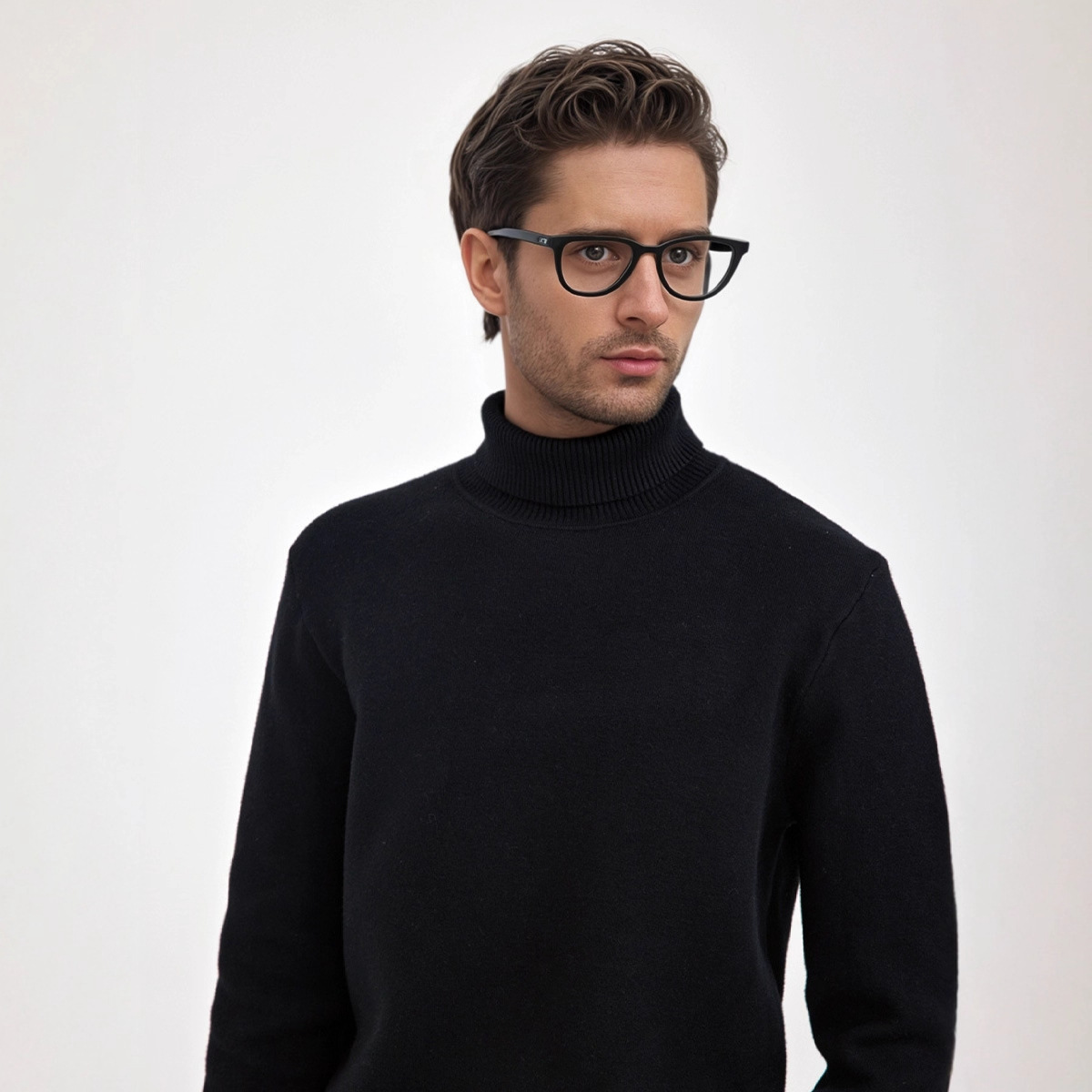 Suéter de hombre, camiseta de punto de color sólido, nuevo suéter de otoño y invierno con un cuello alto, camiseta de fondo, suéter de solapa