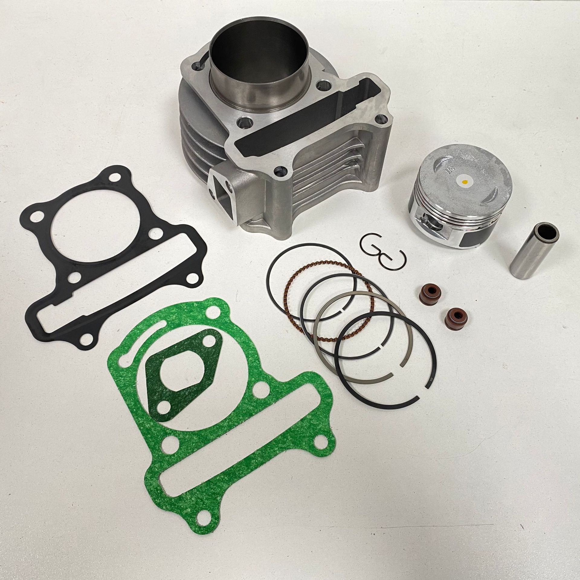 Motorcycle parts cylinder suitable for GY680 enlarged 100cc 139QMB 139QMA HaoMai 80 50mm
