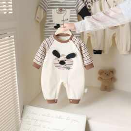 春季新款卡通条纹连体衣休闲婴幼童宝宝外出哈衣抱服可爱爬爬服衣