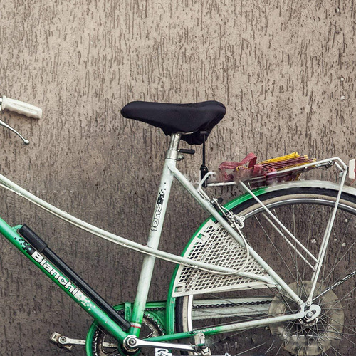 Amazon Waterproof Bicycle Seat Rain Cover with Drawstring Rain and Dust Seat Protector