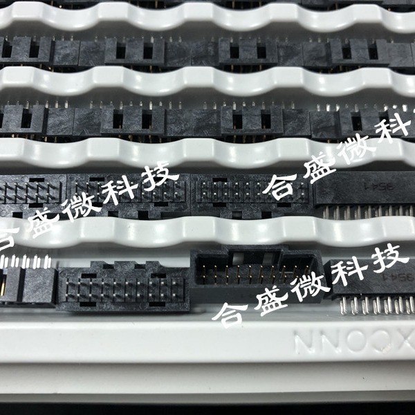 HL67103-6L00-4H 原装FOXCONN/富士康pcb插座 双排20p 连接器