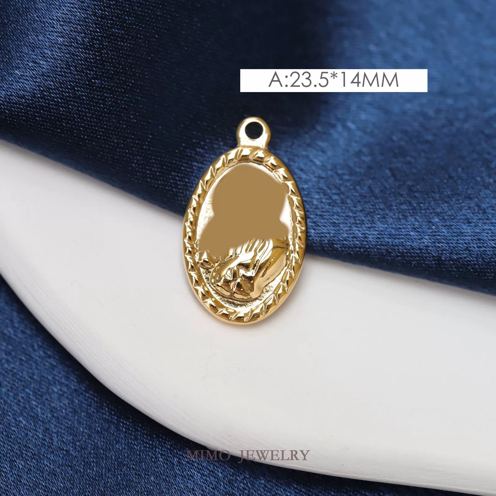 1 Pieza Acero Titanio Geométrico Forma De Corazón Mariposa Colgante display picture 6