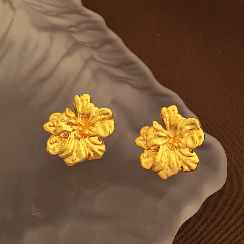 Fashion Flower Copper Ear Studs Plating Copper Earrings