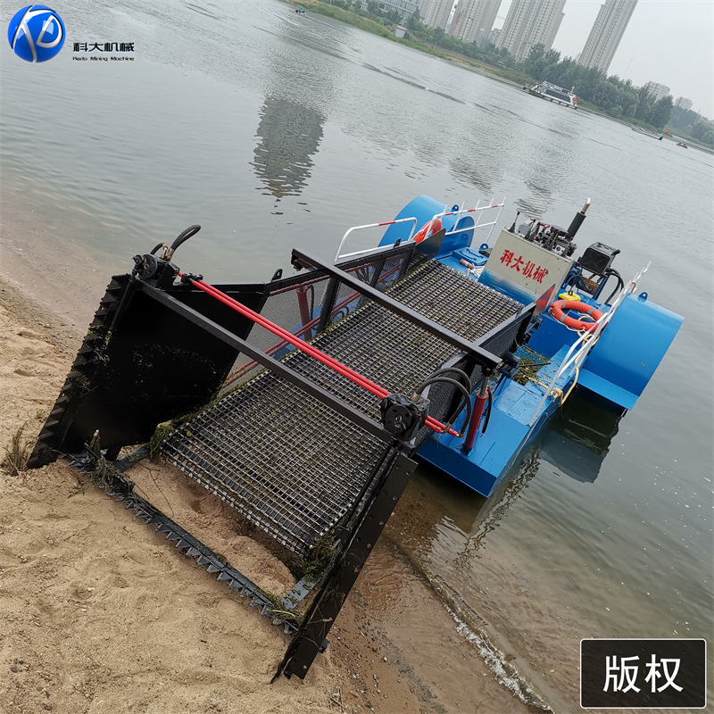 临沂沂水半自动割草船 小型水草收割船 水浮莲水花生打捞船现货