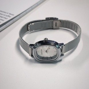 Oval Watch Women's Simple Niche Design Ins Light Luxury High-end All-match Retro Small Dial Quartz Watch Women