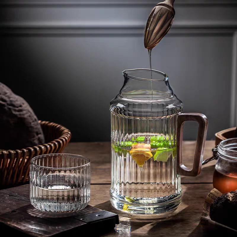 Vidrio con alto contenido de borosilicato con mango hervidero abierto blanco frío jarra de agua resistente a altas temperaturas bebida de jugo doméstico simple hervidor frío