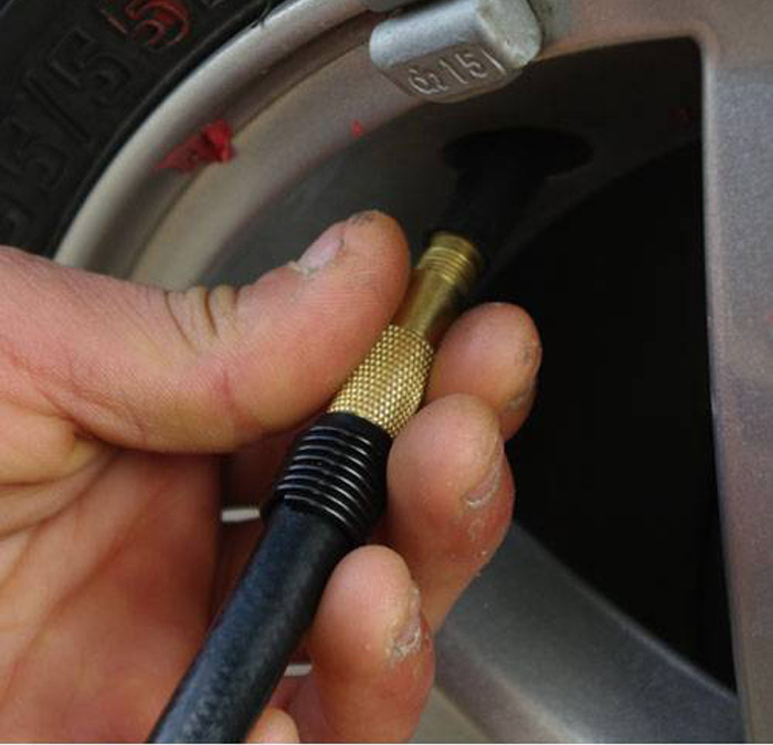 High-Precision Car Tire Pressure Gauge Multi-Function with Deflated Tire Pressure Gauge Long Hose Mechanical Tire Pressure Gauge Monitor