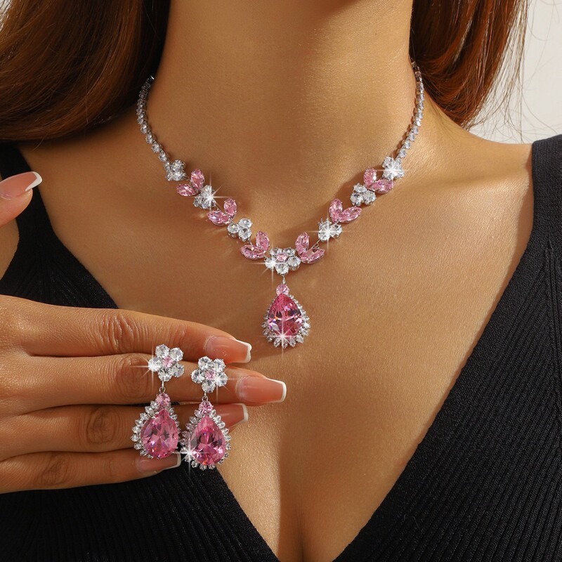 Cross-border set: European and American style jewelry with crystal and zircon for weddings, parties, evening dresses, and dinner events, including necklaces and earrings Cross-border set: European and American style jewelry with crystal and zircon for weddings, parties, evening dresses, and dinner events, including necklaces and earrings