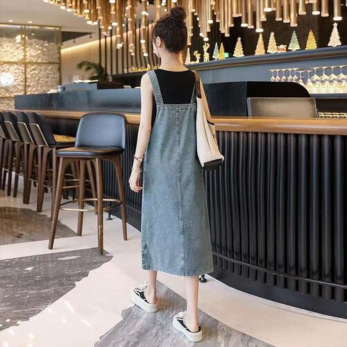 High-end western-style denim strap dress, women's medium and long 2025 summer new Korean style skin-covering dress, fashionable