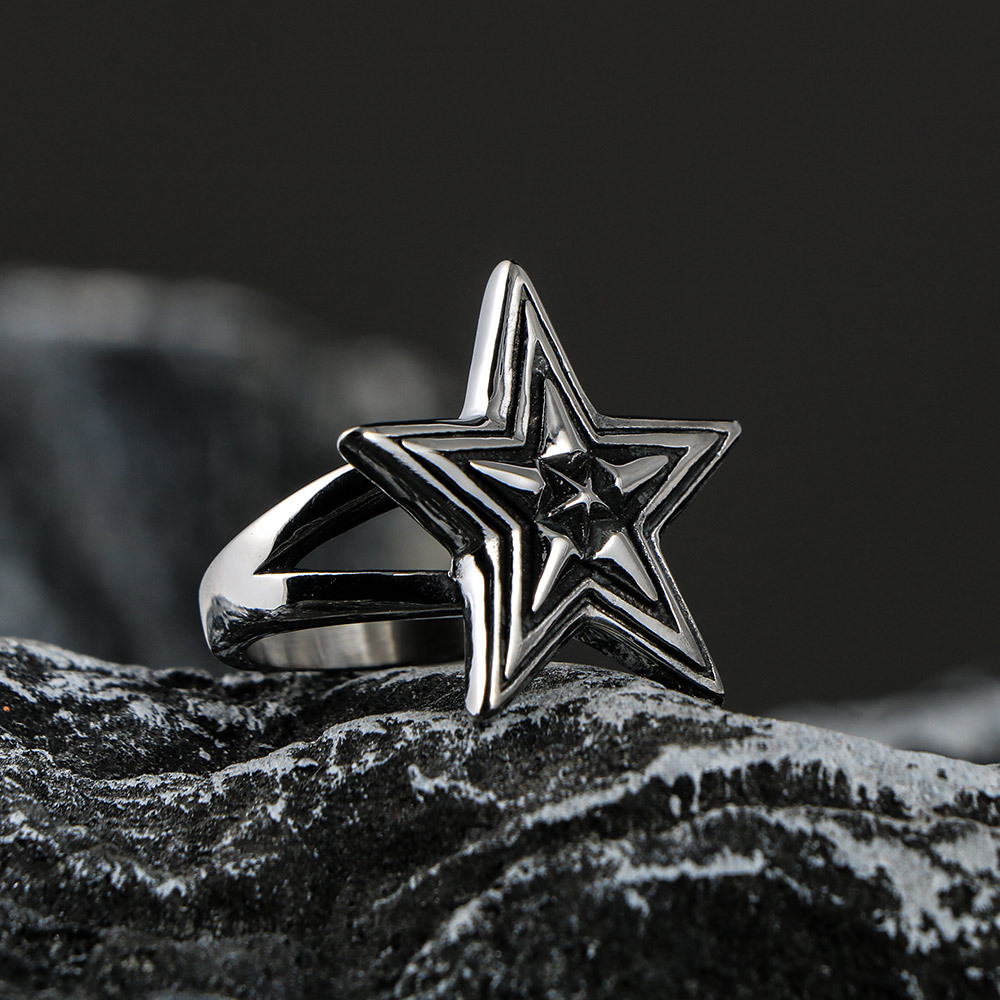 现货不掉色复古超大五角星钛钢男生戒指情侣指环不锈钢饰品批发