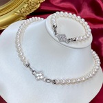 天然淡水珍珠套装项链妈妈款近正圆送母亲吊坠节日礼物盒女