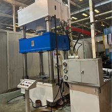 瑟唯斯厂家直供数控四柱液压机压力100吨至2000吨压力机高效