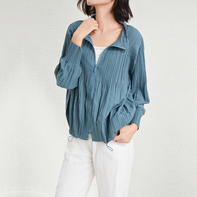 High-Quality 2025 Autumn New Stand-Up Collar Zip-Up Cardigan with Pleated Design, Short Trench Coat Jacket for Women