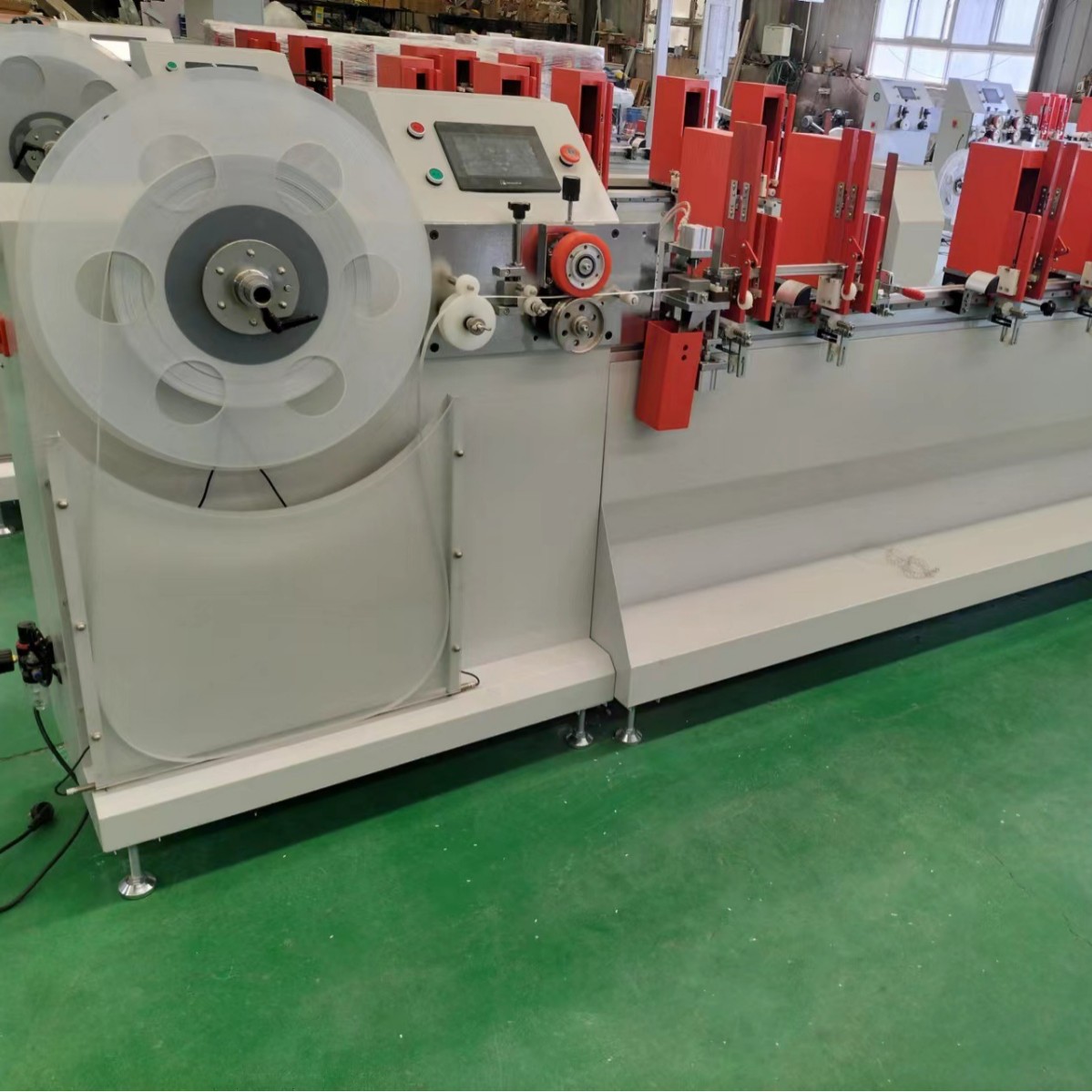 全自动铝百叶帘片机中空玻璃百叶材料配件技术设备机器打片穿线机