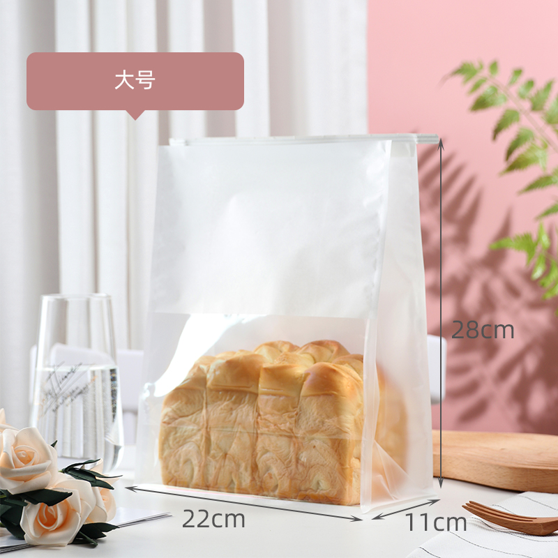 Bolsas de tostadas, bordes de alambre de hierro, sellado, pan rebanado, leche, dátiles, crispado de nieve, horneado transparente, punto oeste