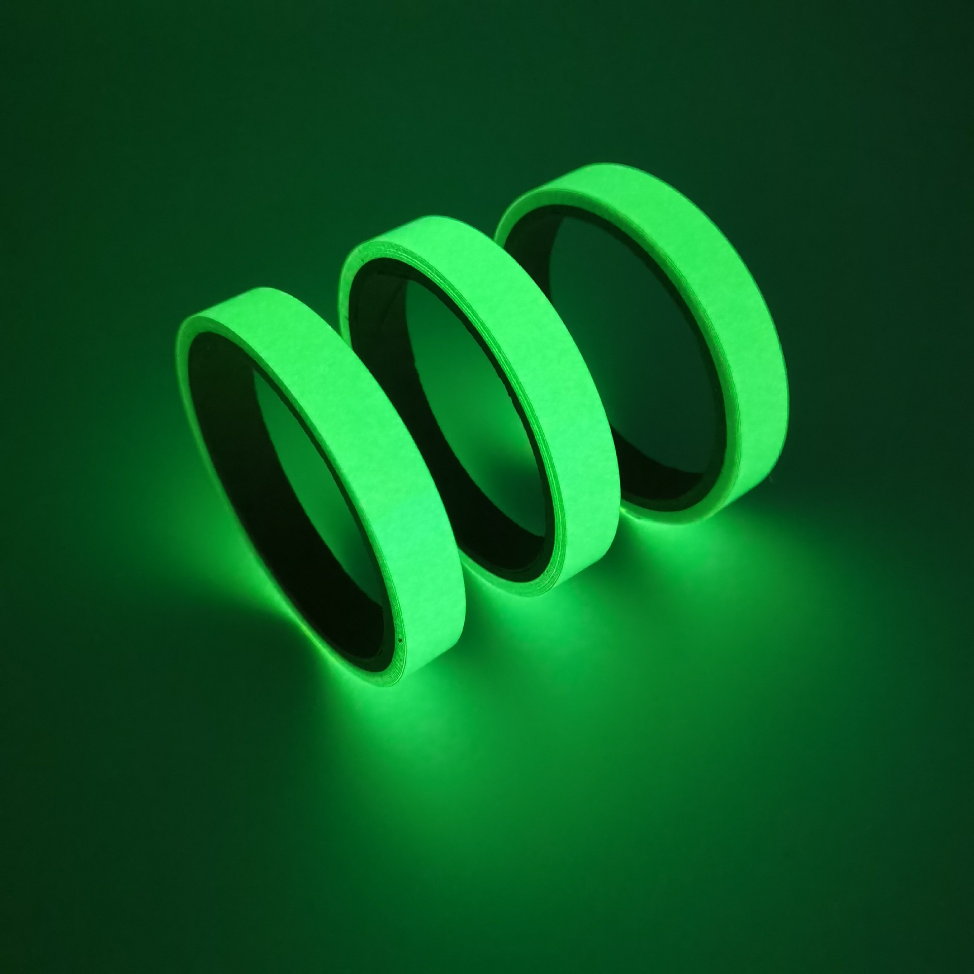 跨境热销 高亮夜光胶带绿色蓄光自发光警示贴舞台装饰荧光胶带