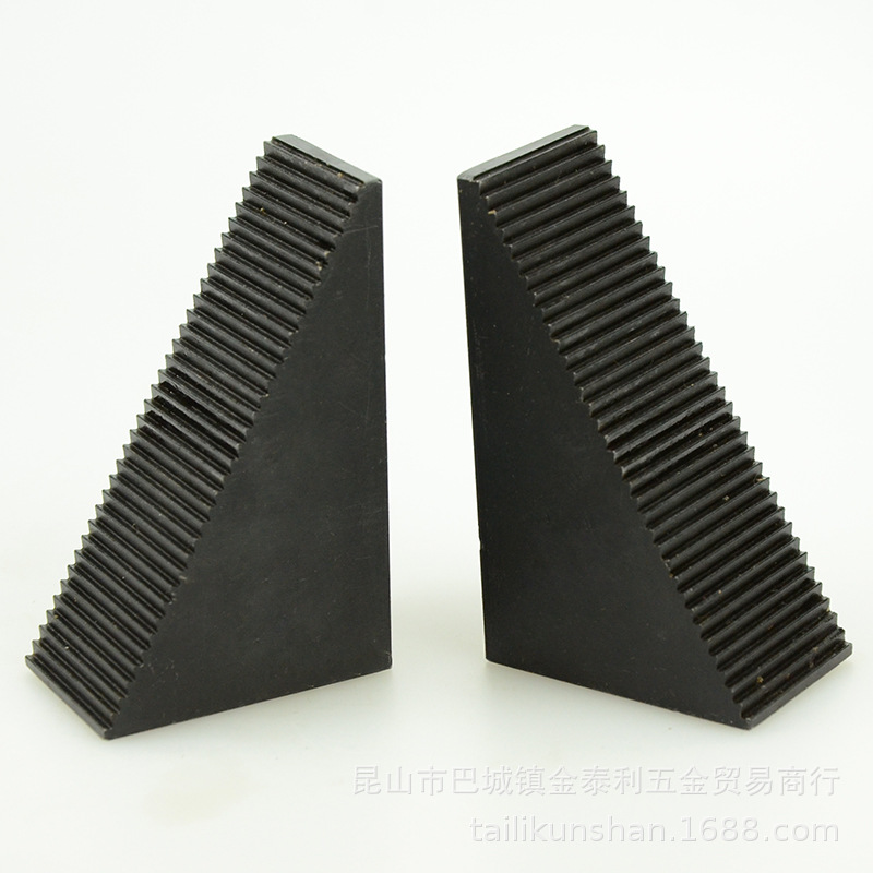 ��Ӳ�ȴ������ǹ������鶦���о�ƽ�е�����ϳ���������ͼ���