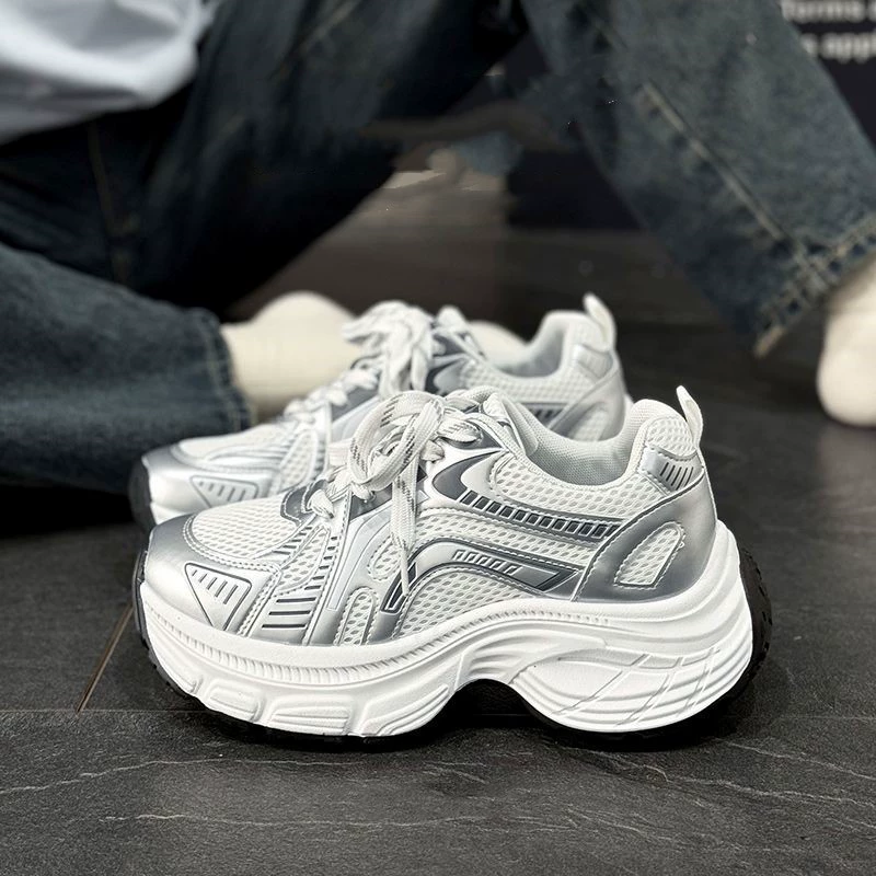 Дикие кроссовки с толстым дном, увеличенные повседневные кроссовки 2025 года весна и лето новый нишевые удобные A-Gump мягкая подошва маленькая белая обувь женская обувь