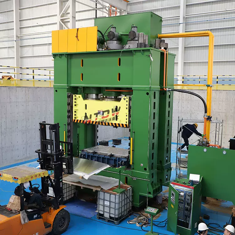 南通3000吨汽车液冷板成型液压机新能源电池液冷板压型框架油压机