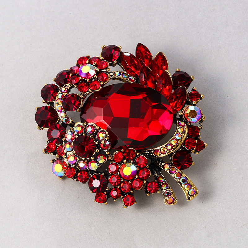 Broche en cristal de luxe européenne et américaine pour femme, broche florale à porter à la main pour décoration de mariage, assortie_voghion.com