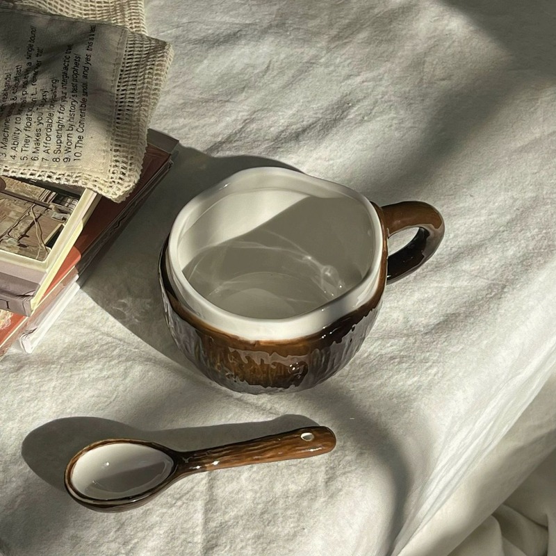 クリエイティブなココナッツシェルコーヒーカップ、高価値セラミックミルクマグ、ニッチなココナッツシェルコントラストカラーカップ|undefined