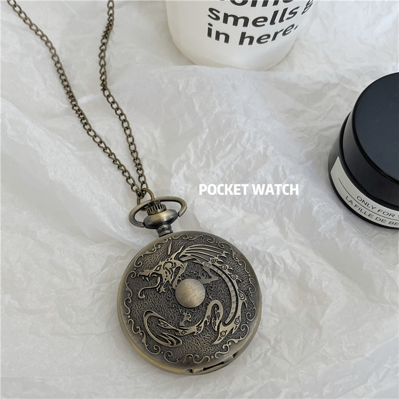 Twelve Zodiac Old-Fashioned Flip Pocket Watch, Ancient Style, Male and Female Students, High-Looking, Simple, Trendyy Retro Necklace Watch