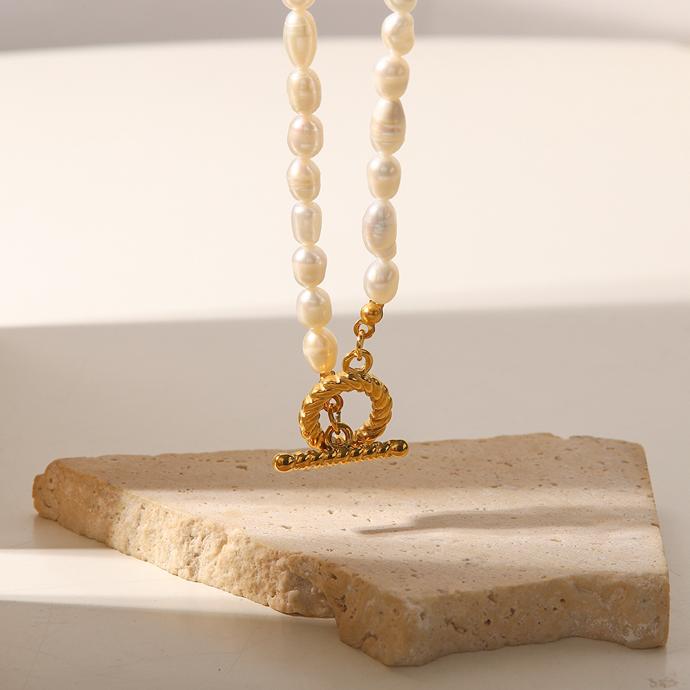 Elegant Geometric Stainless Steel Titanium Steel Beaded Pearl Necklace