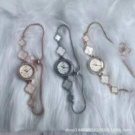 新款时尚花型自由调节手链表女士小香风百搭时装表直播跨境货源