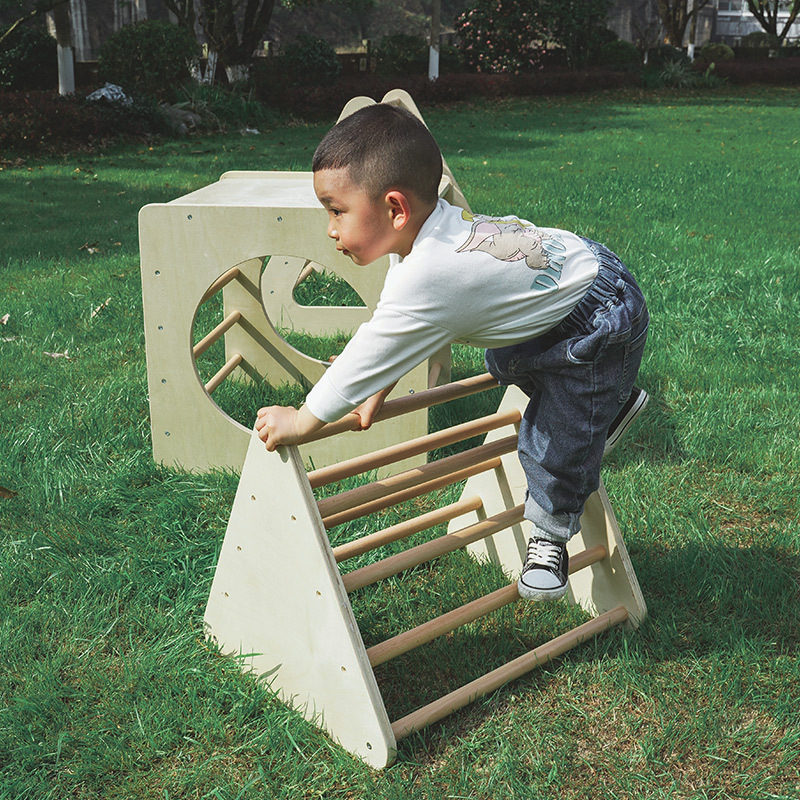 Estante de escalada infantil de madera Estante de escalada para niños Triángulo Estante de entrenamiento físico Estante de escalada Túnel de juguete de aventura para niños