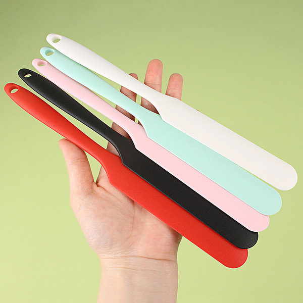 Silicone cream scraper