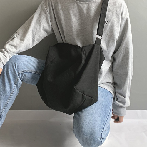 New black lazy style canvas bag crossbody male and female students large capacity simple and versatile canvas bag
