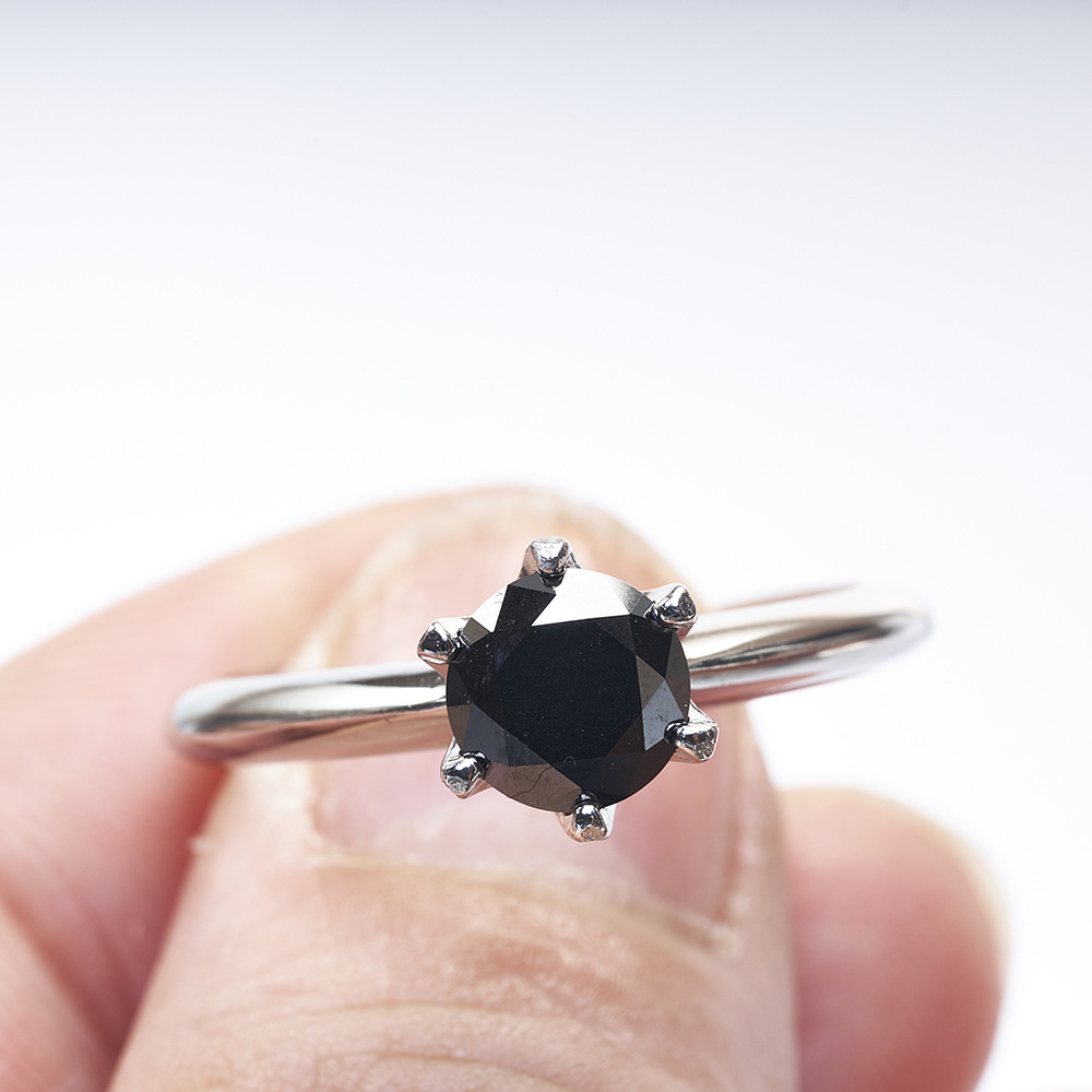 Clásico de seis garras 1 quilates negro azul verde anillo de piedra de mormonton plata esterlina joyas de mujer transfronterizas TK exclusivo en stock