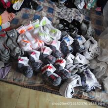 跨境杂款毛巾底童船四季低帮赠品地摊库存袜子批发