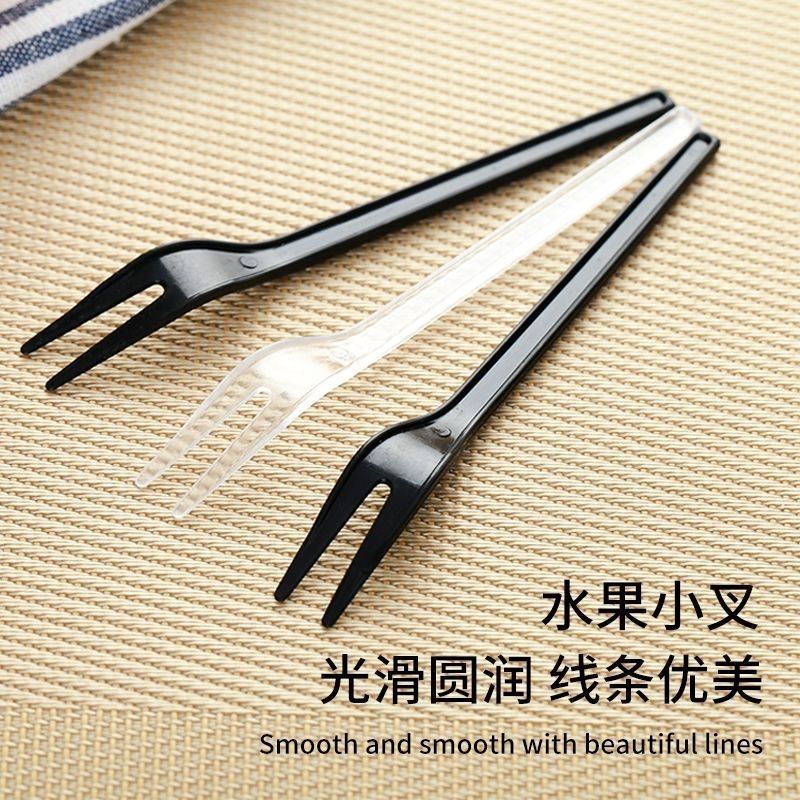 Plastic disposable fruit spoons with separate packaging labels for cakes, desserts, snacks, and commercial use, thickened small spoons