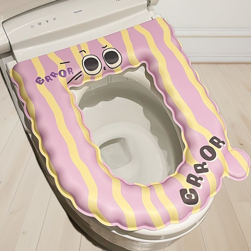 かわいいアニメの便器マット春夏は便器を拭くことができます。|undefined