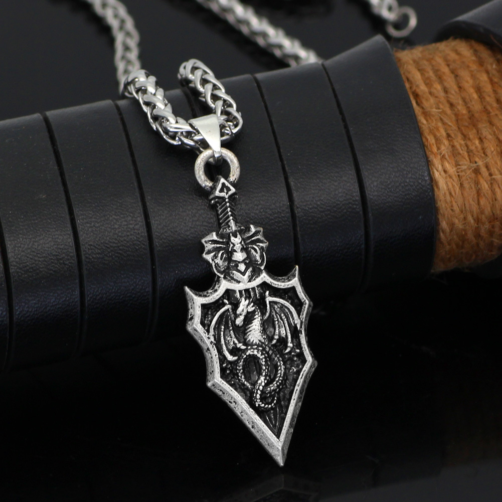 Personalità di vendita calda Cavaliere Spada Drago Ciondolo Collana da uomo Accessori Regalo Ali di drago_voghion.com