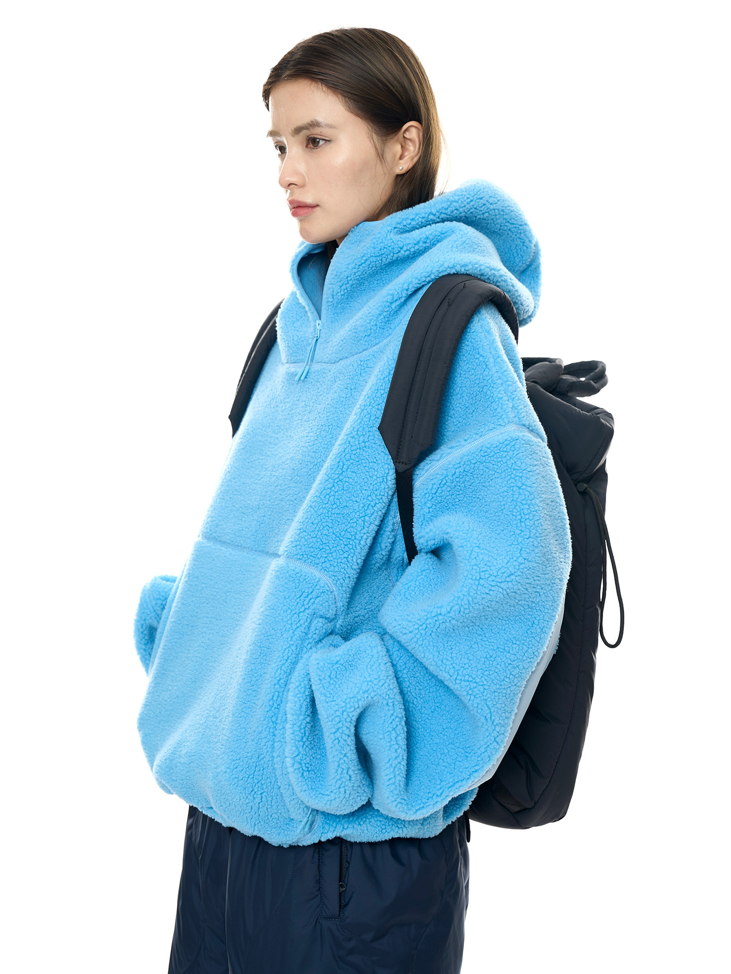 ルーヴル冬の新型韓国insカジュアル防風帽子羊小毛衛衣の厚い保温郭形の上着の女性